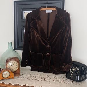 Vintage brown velvet blazer.  Butte Knit brand, women's extra small / small